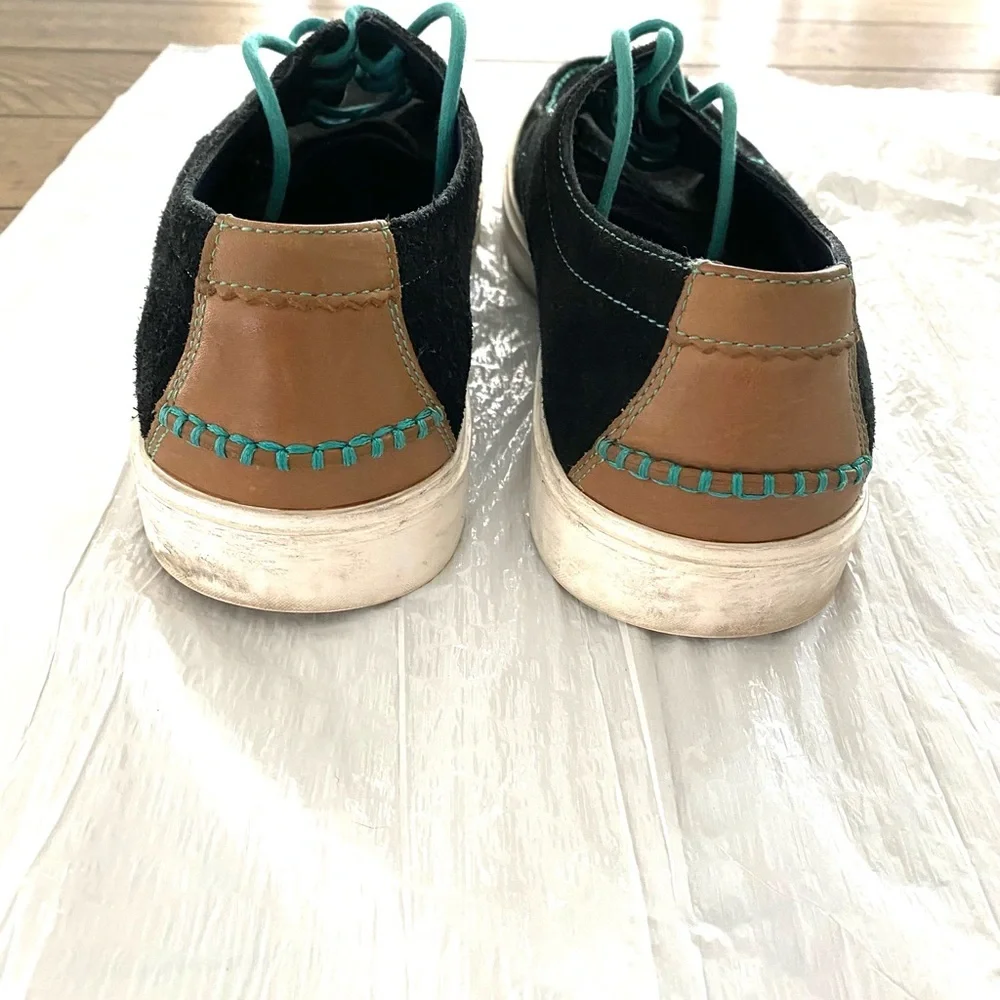 Cole Haan sneaker Oxford black suedeBergen Mac Oxford SZ 9 M has turquoise laces